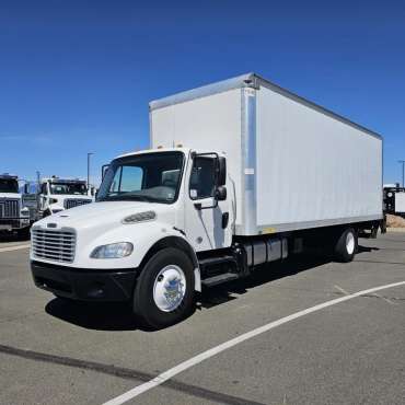 BOX TRUCK